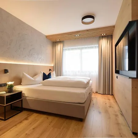 Haus St Anton - In Out サンクト・アントン・アム・アールベルク