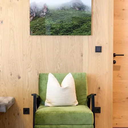 Haus St Anton - Incl Gratis Premium Sommerkarte St. Anton am Arlberg