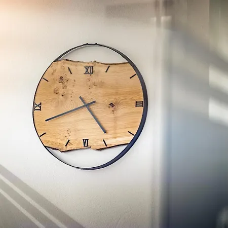 Haus St Anton - In Out